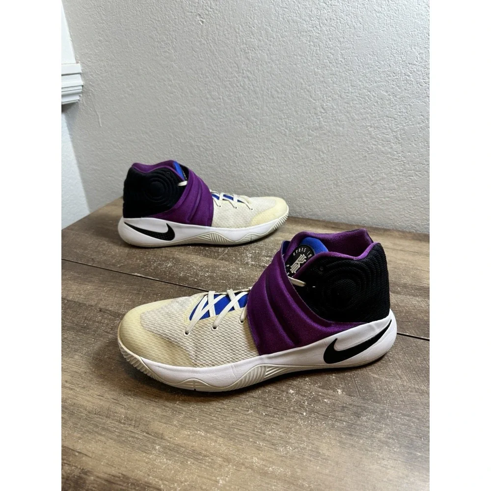 Nike Kyrie 2 Kyrache White Berry Purple‎ Black Size 14 Sneakers Shoes 819583-104